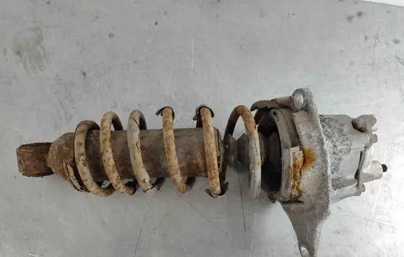 Volvo XC70 Front shock absorber with coil spring 08646094
