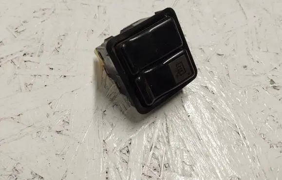 Toyota Corolla E110 Windscreen/window heater switch 185509