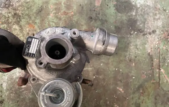 Dacia Sandero Turbo 16446R 54359710028