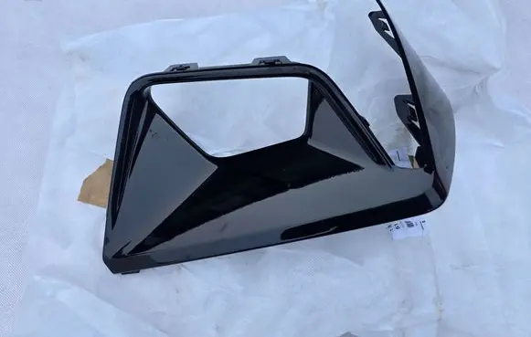 BMW X3 G01 Front bumper lower grill 8081213