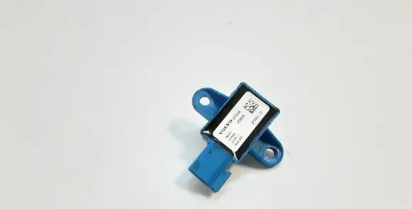 Volvo C30 Airbag deployment crash/impact sensor 30724046