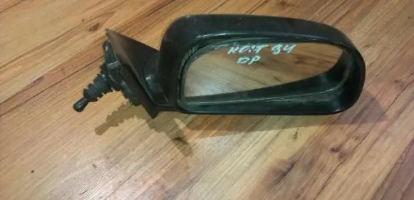 Mitsubishi Colt Front door electric wing mirror E201826