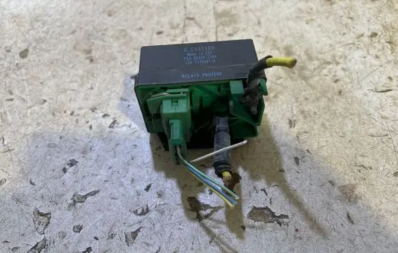 Peugeot Expert Glow plug pre-heat relay 9639912580 51299011A