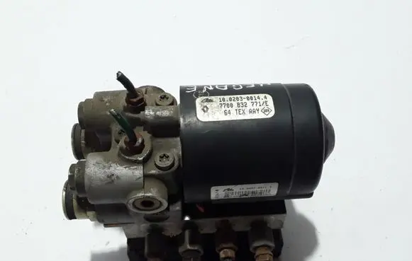 Renault Megane I ABS Pump 7700832771