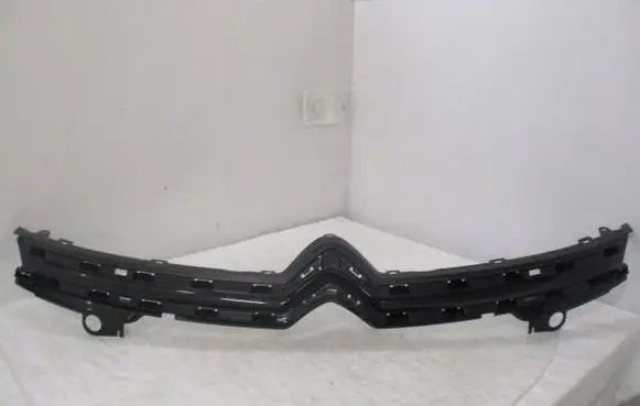Citroen C4 II Picasso Front bumper upper radiator grill 1617536680
