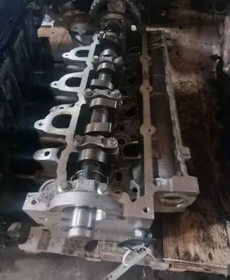 Renault Megane III Engine head 