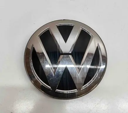 Volkswagen Polo VI Manufacturer badge logo/emblem 2GA853601
