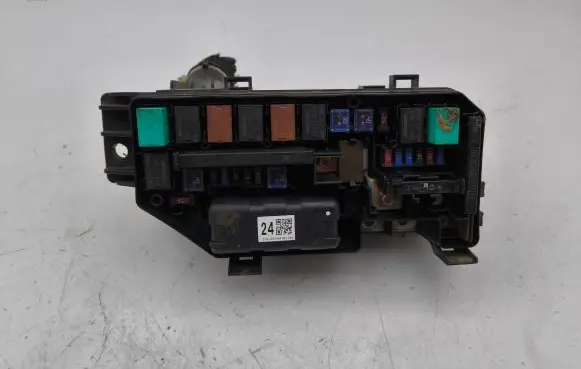 Honda Accord Fuse module 807122065