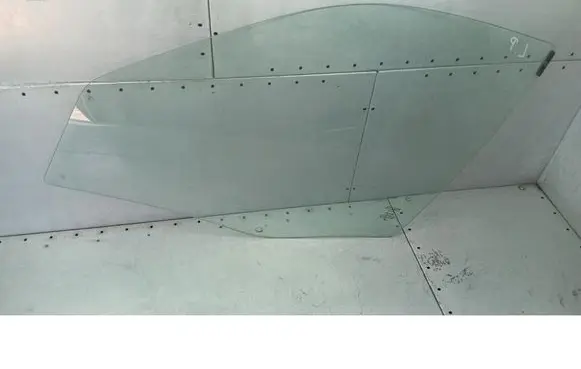 Fiat Siena Front door window glass four-door