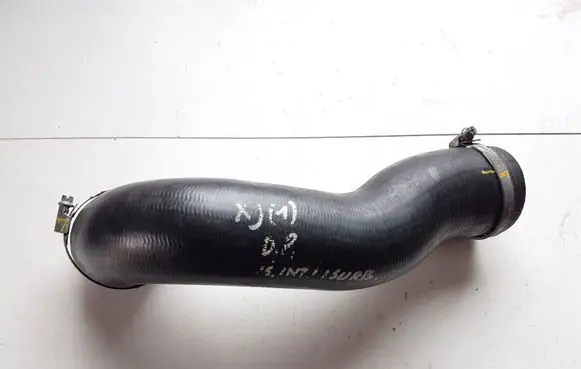 Jaguar XJ X351 Intercooler hose/pipe AW936F073AA