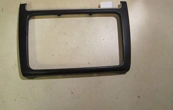 Volkswagen Polo V 6R Radio/GPS head unit trim 6R0858069