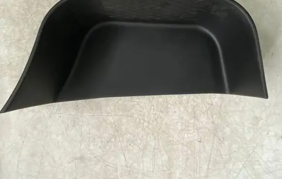 Iveco Daily 6th gen Front sill trim cover 5801869288