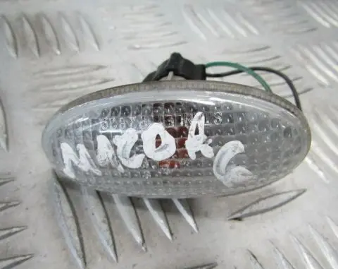 Mazda 6 Front fender indicator light P2829