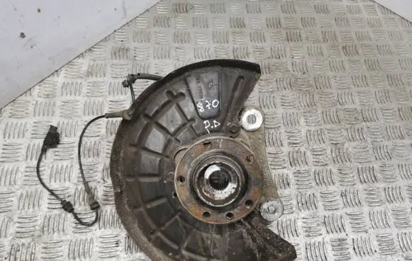 Jeep Cherokee Front wheel hub