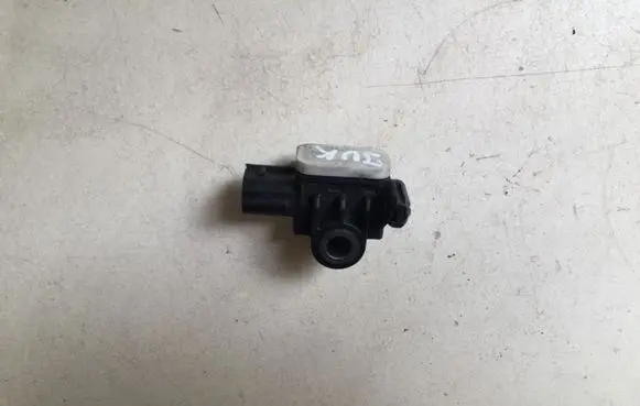 Nissan Juke I F15 Airbag deployment crash/impact sensor 121129101 985811LA0A