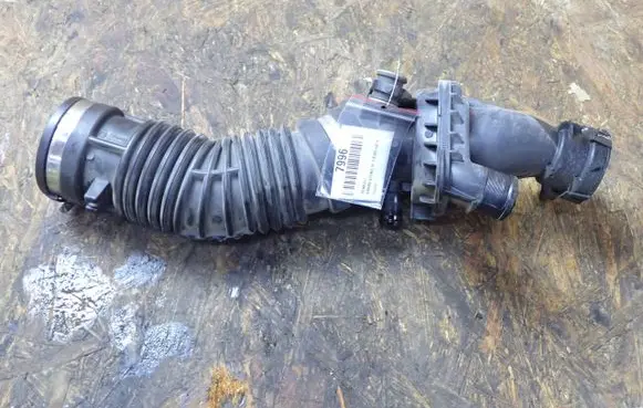 Renault Scenic III - Grand scenic III Air intake duct part 165761844R