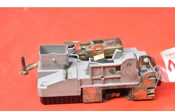 Peugeot 807 Front door lock 