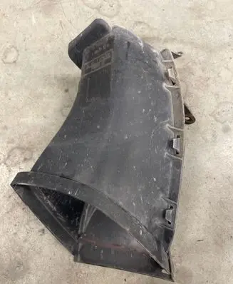 BMW 1 E81 E87 Intercooler air channel guide 7906805 769650
