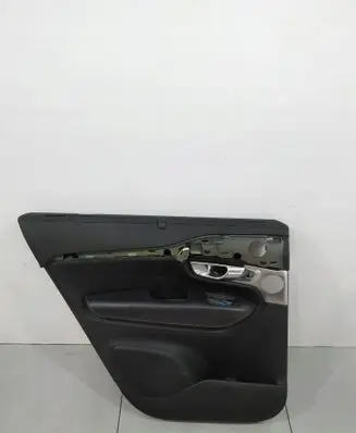 Volvo XC90 Front door card panel trim 