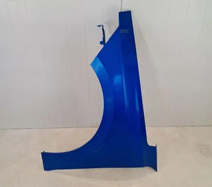 Opel Astra L Fender B2355