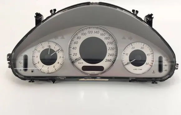 Mercedes-Benz E W211 Speedometer (instrument cluster) A2115402548 1100802923