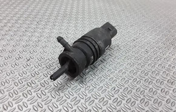 Mercedes-Benz Vito Viano W639 Windscreen/windshield washer pump