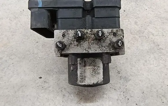Suzuki Swift I ABS Pump 