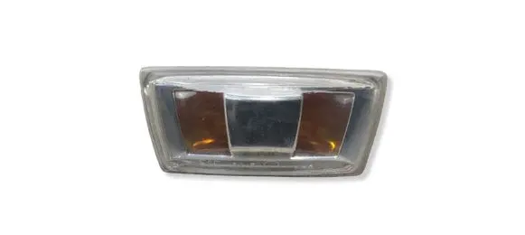 Opel Insignia A Front fender indicator light 13252455 13252456