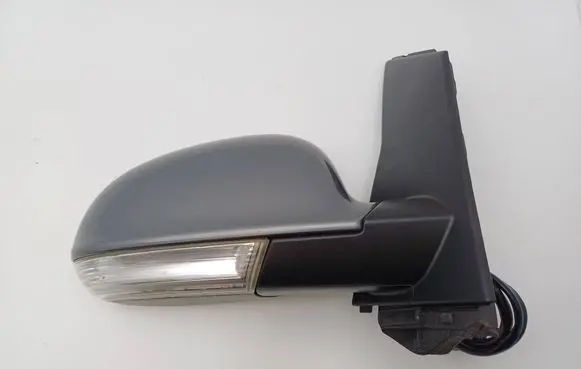 Volkswagen Golf Plus Front door electric wing mirror E1010836