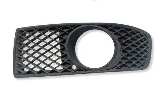Volkswagen Polo III 6N 6N2 6NF Front bumper lower grill 6N0853665C