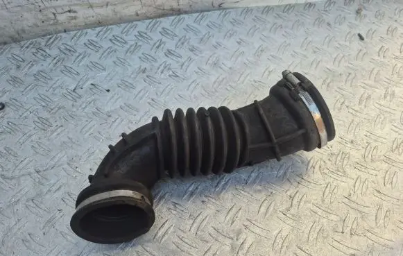 Opel Mokka Air intake duct part 95374554 1052087S03