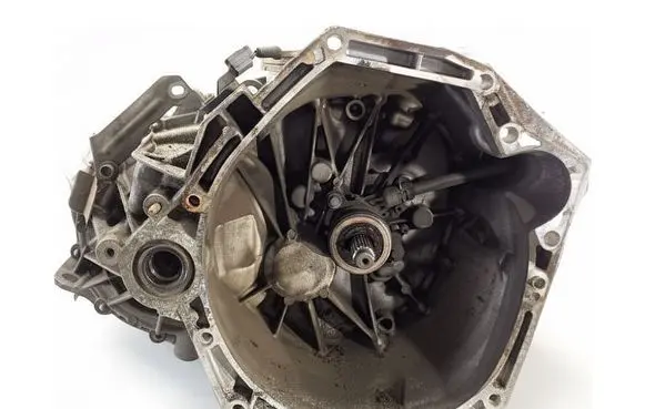 Nissan Juke I F15 Manual 5 speed gearbox TL4A120
