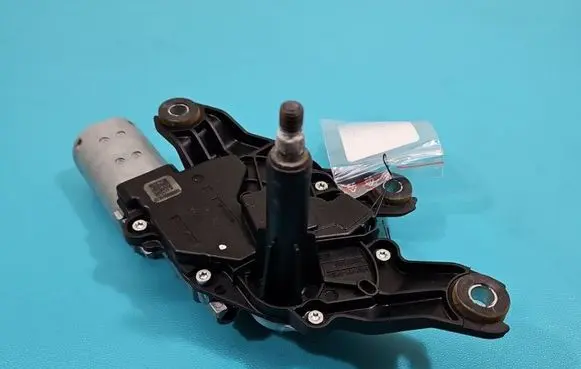 Rear window wiper motor