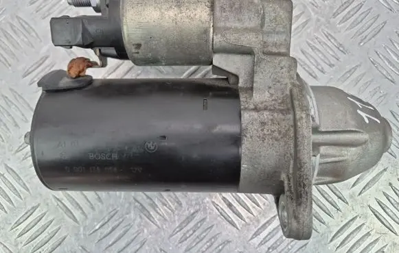 BMW 5 F10 F11 Starter motor 7638194 0001138058