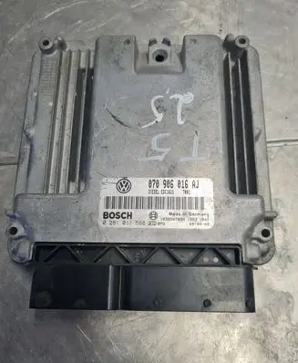 Volkswagen Transporter - Caravelle T5 Engine control unit/module 070906016AJ 0281011568