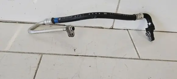 Toyota Prius (XW30) Air conditioning (A/C) pipe/hose TT11HP 8P01