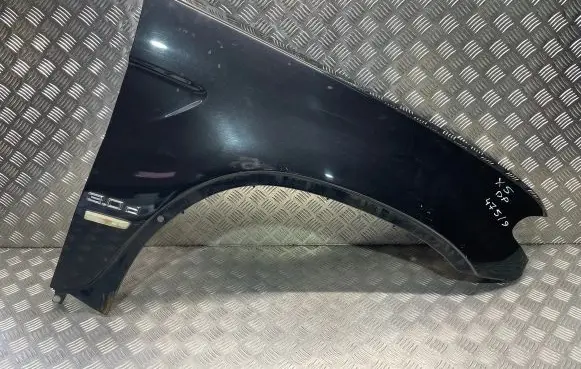 BMW X5 E53 Fender