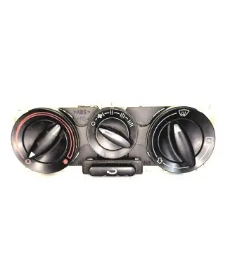 Audi A3 S3 8P Air conditioning/heating control unit 8L0819045A 20445181