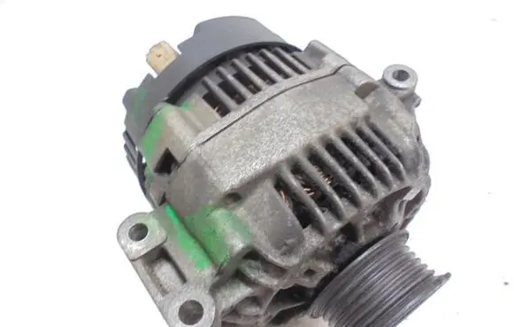 Renault Megane I Generator/alternator 7700422237