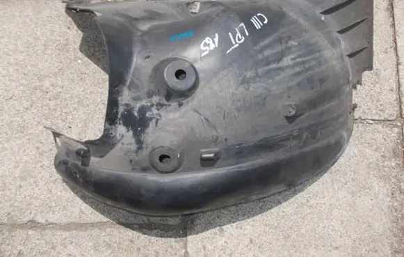 Front bumper skid plate/under tray