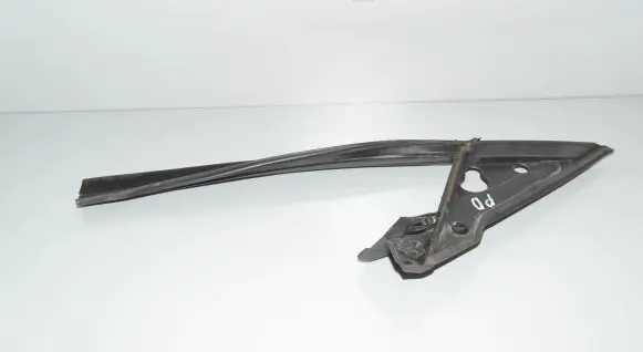 BMW 2 F22 F23 Rubber seal front coupe door window 7268420 51337268420