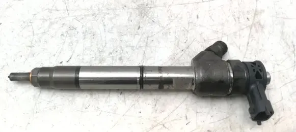 KIA Sportage Fuel injector 0445110589 338002A610