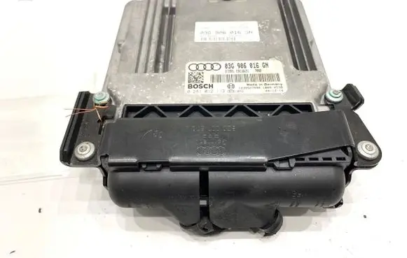 Audi A4 S4 B7 8E 8H Engine control unit/module ECU
