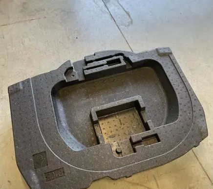 Mazda CX-3 Trunk/boot floor carpet liner d10E688mx d10E688mxa