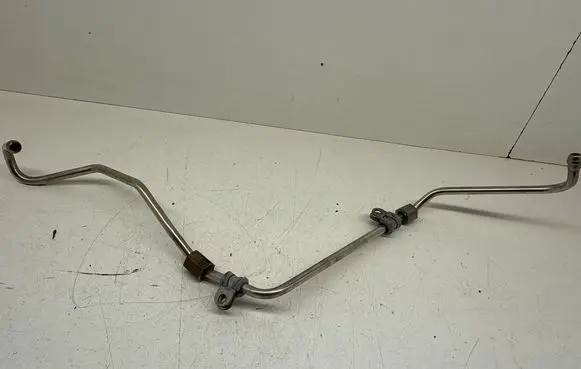 Coolant pipe/hose