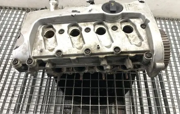 Audi A4 S4 B6 8E 8H Engine head 06B103373AM