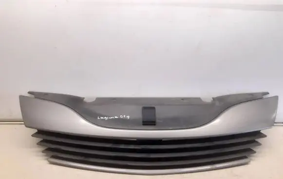 Renault Laguna II Front grill 8200012581