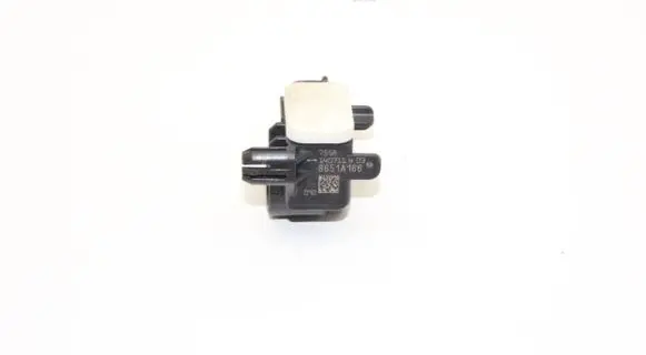 Mitsubishi Outlander Airbag deployment crash/impact sensor 8651A166