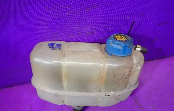 Fiat Albea Coolant expansion tank/reservoir 