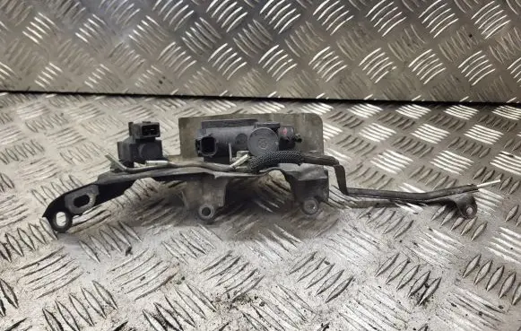 Toyota Corolla Verso E121 Turbo solenoid valve